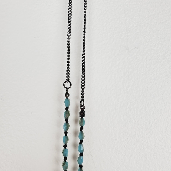 Natasha Crystal Teardrop Beaded Chain Necklace - Picture 3 of 3
